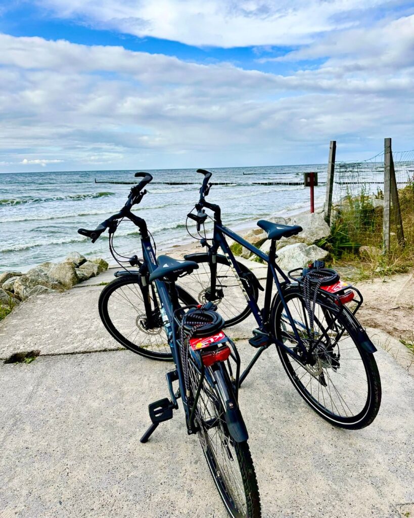 scieżka rowerowa wzdłuż morza sianożęty